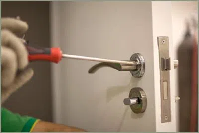 Chicago Lock And Keys Chicago, IL 312-809-3977 - 68-44-8